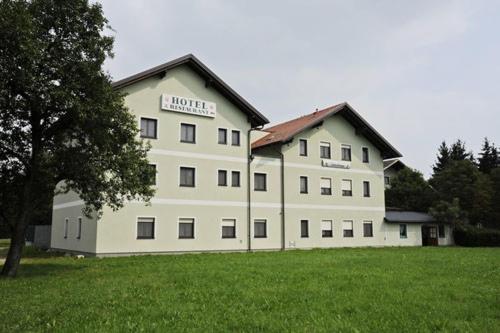 Gasthaus Hotel Feldschlange Ried im Innkreis Eksteriør bilde